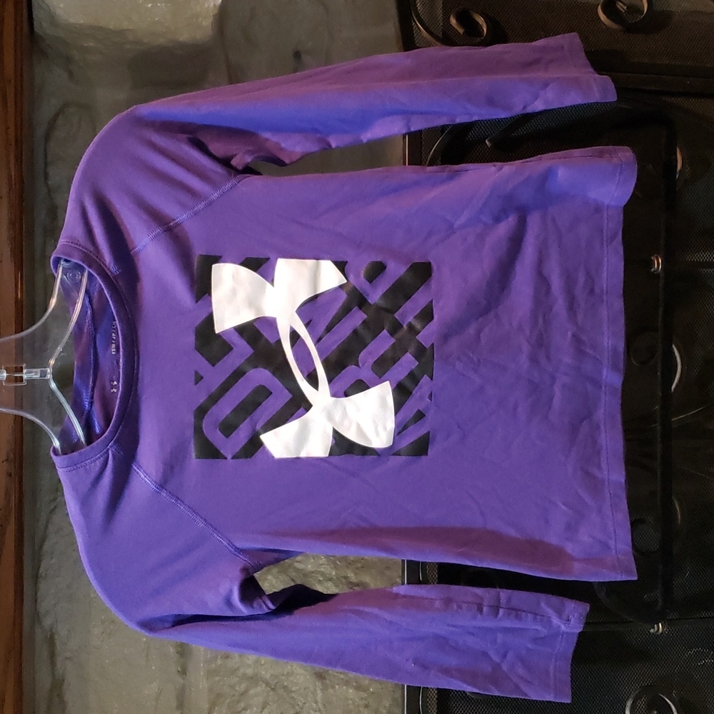 Girls lot of Under Armour shirts lot 6